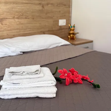 Acrita Superior Apartman Mandaradoni